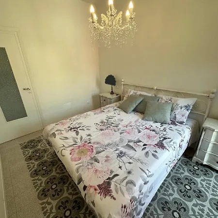 Delizioso Bilocale Mottino23 * Леричи